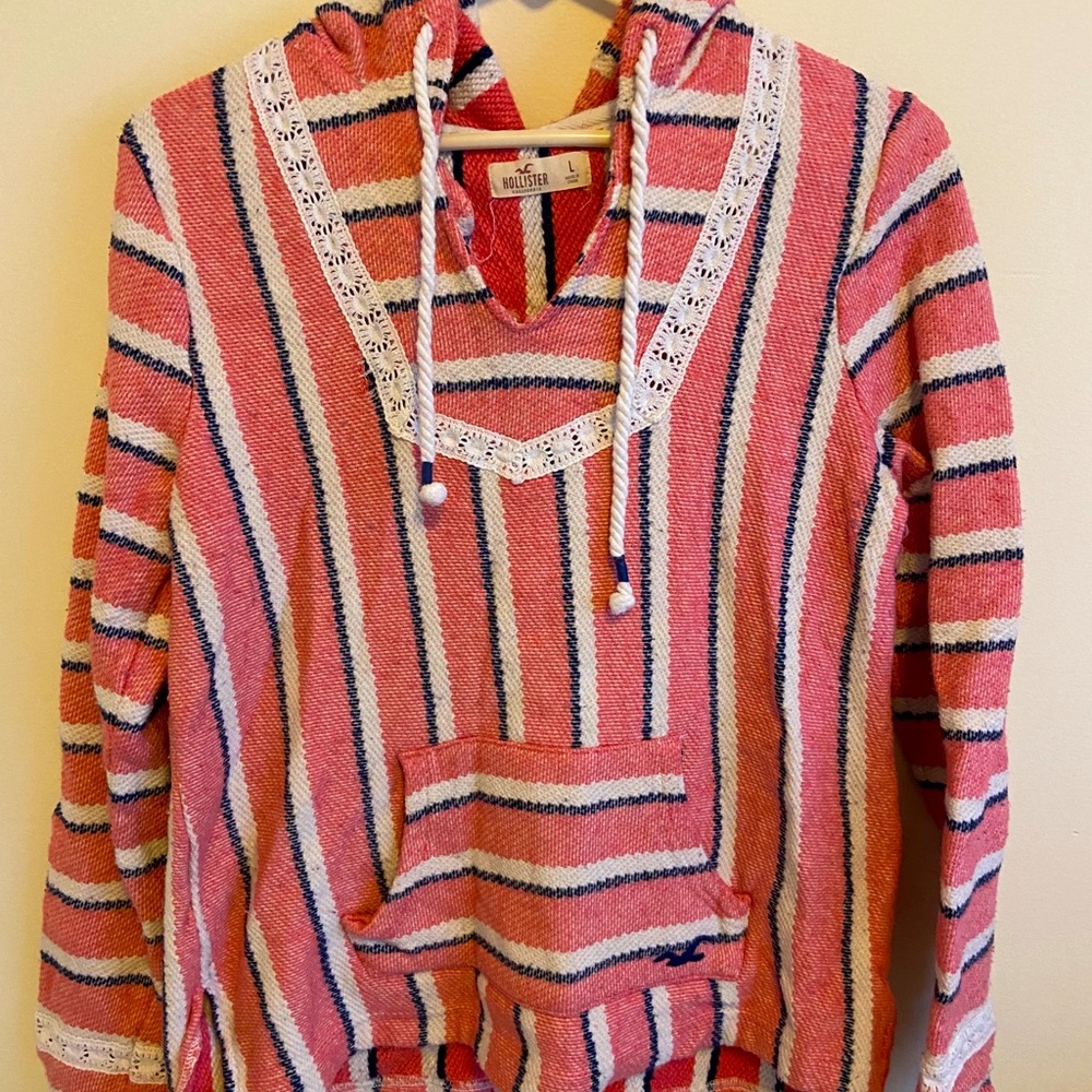 Hollister pullover hoodie size L